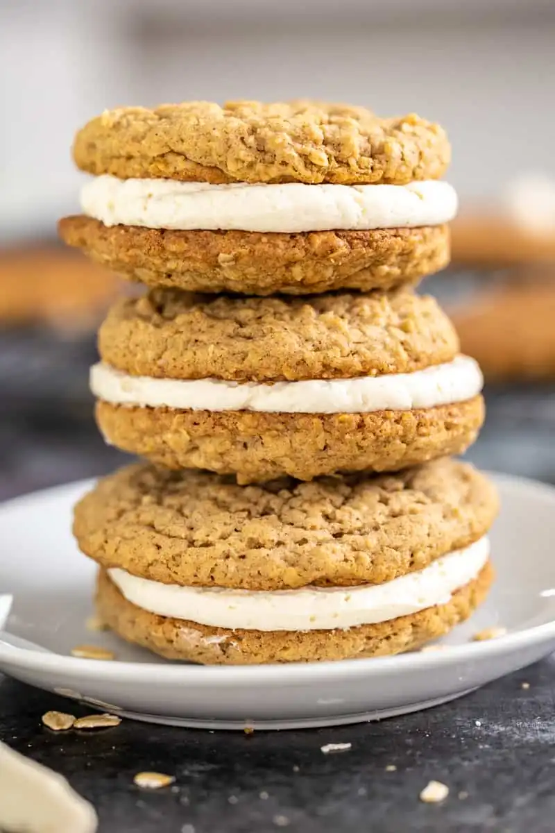 Oatmeal Cream Pies: The Ultimate Soft & Chewy Treat