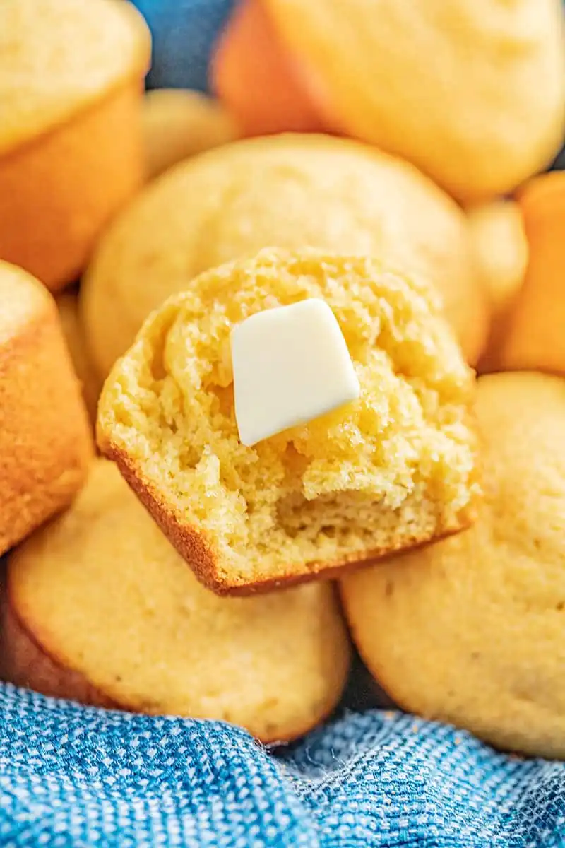 Golden Buttermilk Cornbread Muffins — The Ultimate Comfort Side!
